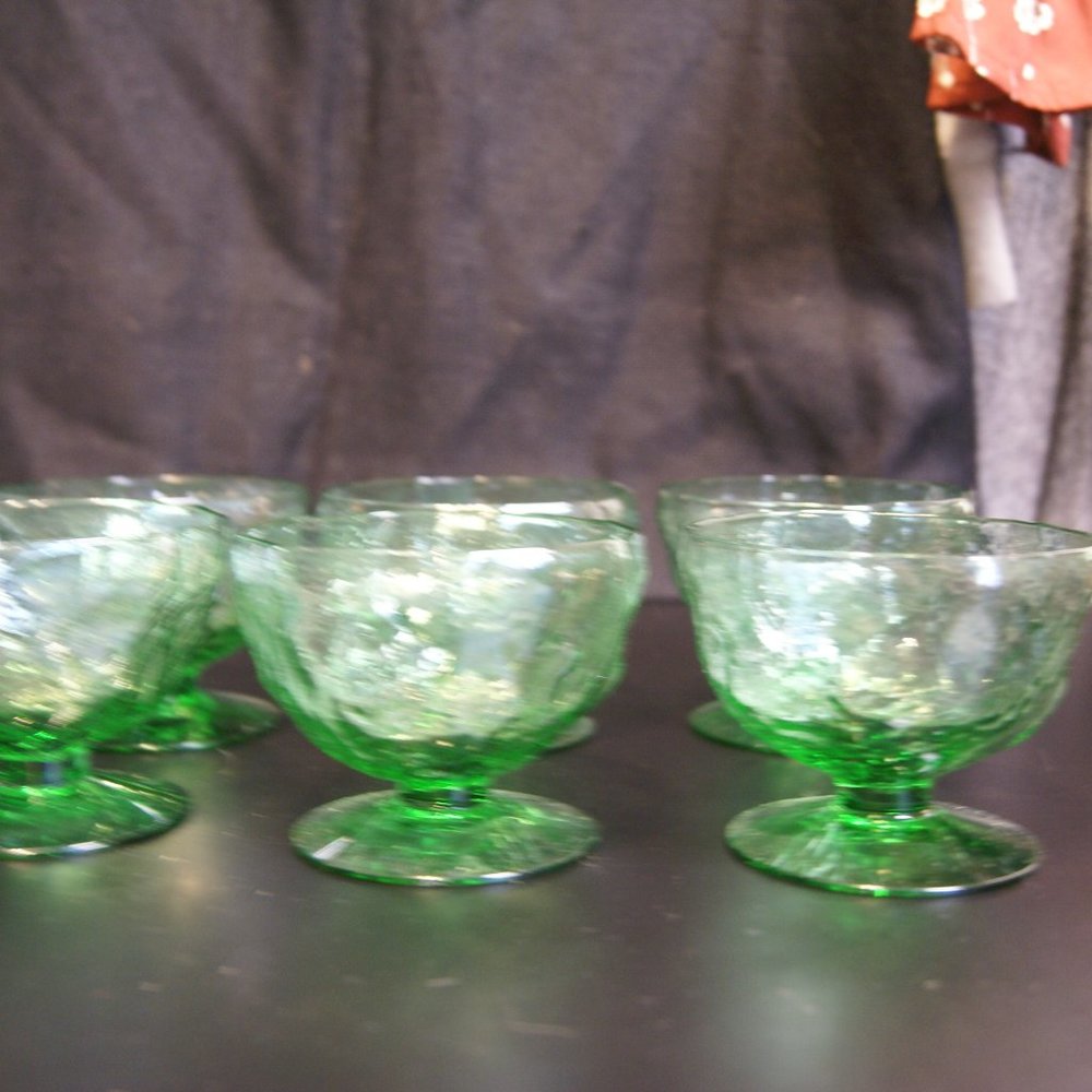 6 PEDESTAL DESSERT BOWLS - Picture 8 of 11